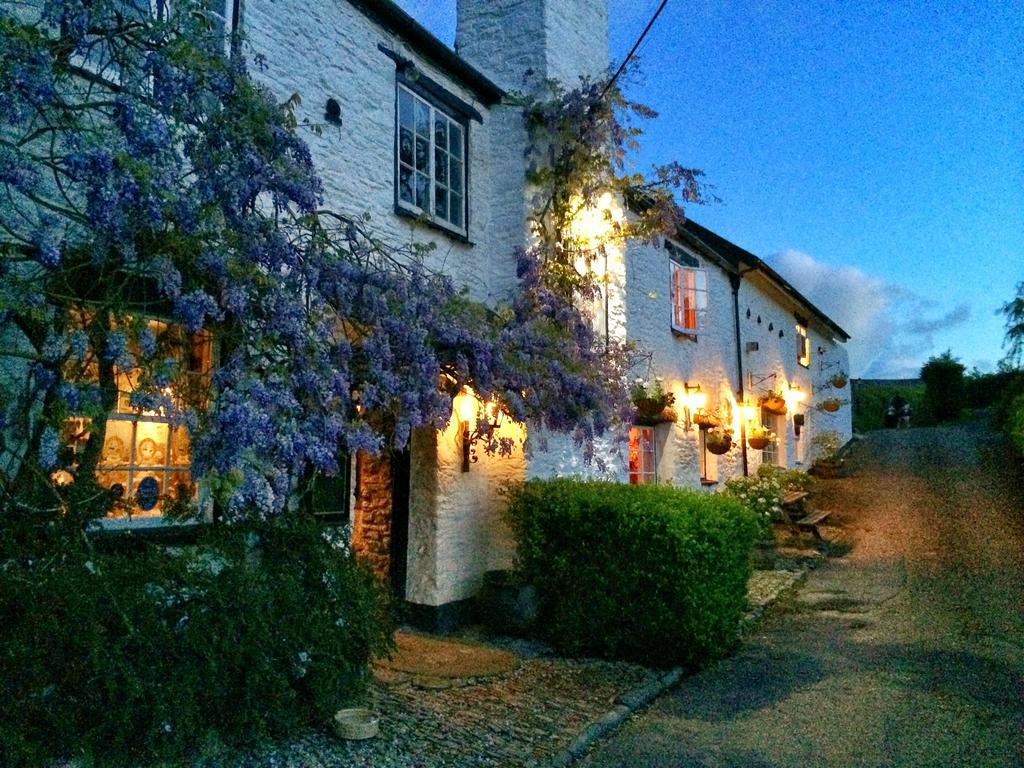 Old Church House Inn Newton Abbot Eksteriør bilde